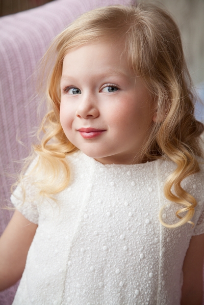 Дорогие друзья, у нас еще осталось пару мест на супер классную фотосессию на природе 24 мая с авторскими декорациями!