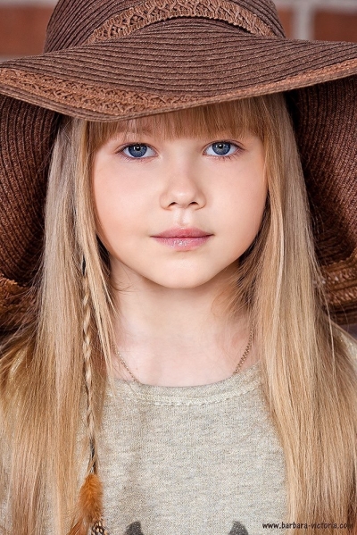 11 октября Санкт- Петербург фотопроект Arizona и экспрессы с Barbara & Victoria! 