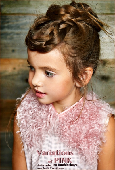 ANNA / VARIATION OF PINK