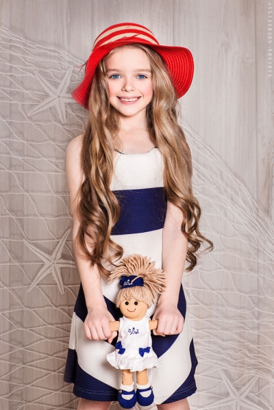 Москва! 10 мая фотодень с Варварой Шуравиной в Look Studio -1 или 2 образ, запись: 89154937333